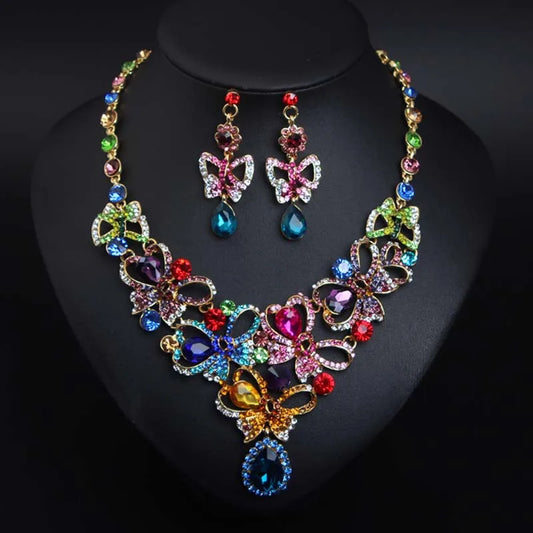 Zenat Butterfly Necklace Earrings Set