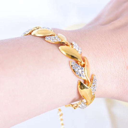 Zenat Leaf Bracelet Shining Crystal Adjustable