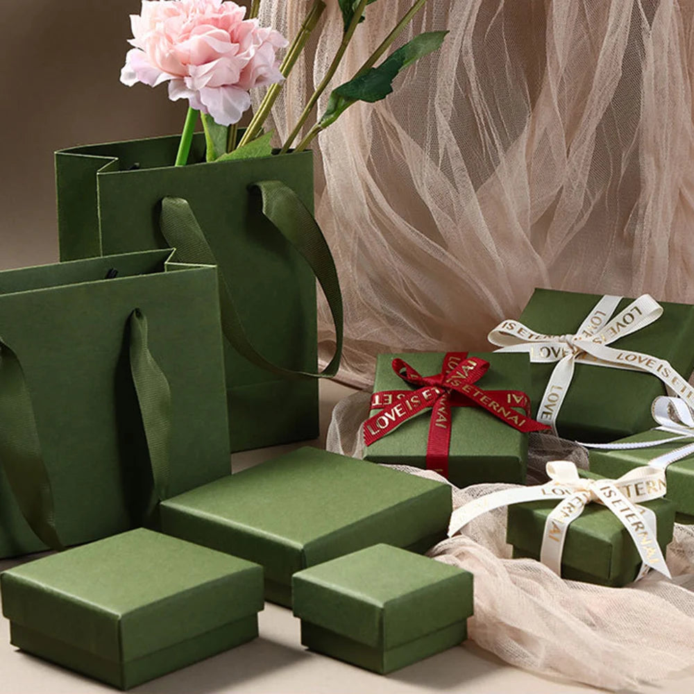 Exquisite Green Jewelery Packaging Box plus Handbag