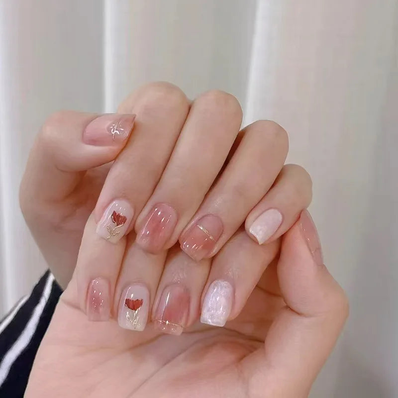 24Pcs Glitter Diamond Press On Nails Sweet Cute Girl Acrylic Nails Full Cover Short Square Fake Nails Wearable Manicure Nail Tip