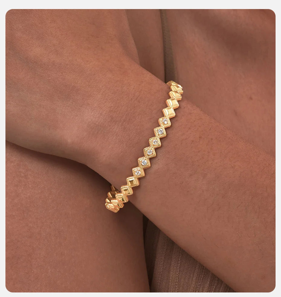 Vnox Romantic Zircon Cuff Bracelet For Women Geometric Fashion Lady Jewelry Stainless Steel Bangles Party Gold Color Never Fade