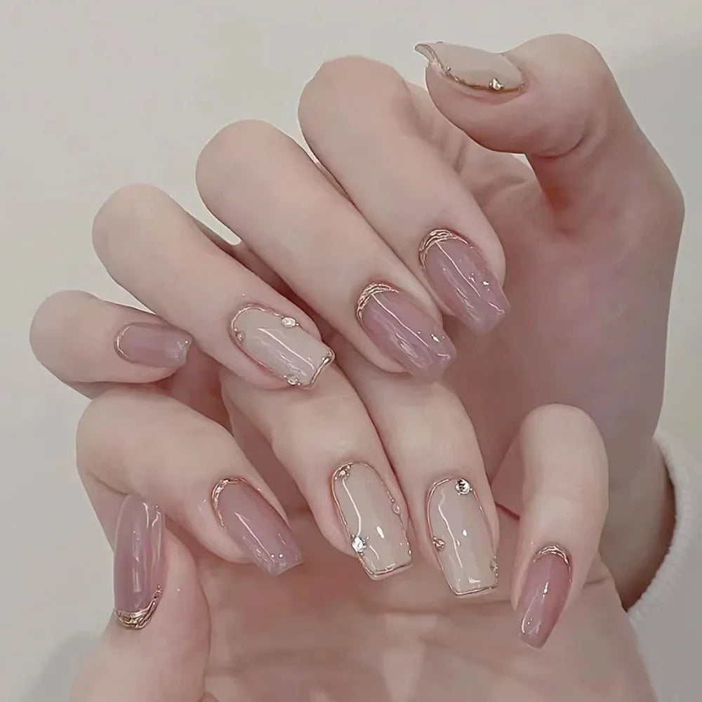 24Pcs Glitter Diamond Press On Nails Sweet Cute Girl Acrylic Nails Full Cover Short Square Fake Nails Wearable Manicure Nail Tip