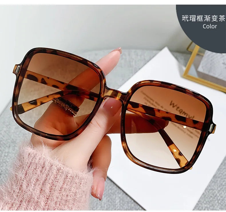 New Oversized Rectangle Sunglasses Women's Fashion Square Sun Glasses Men's Classic Vintage Eyewear UV400 Oculos De Sol