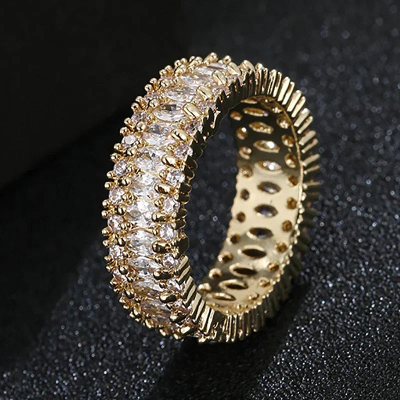 Luxury Female White Crystal Stone  Ring Irregular Zirconia Wedding Rings for Women Trendy Geometric Zircon Engagement Ring