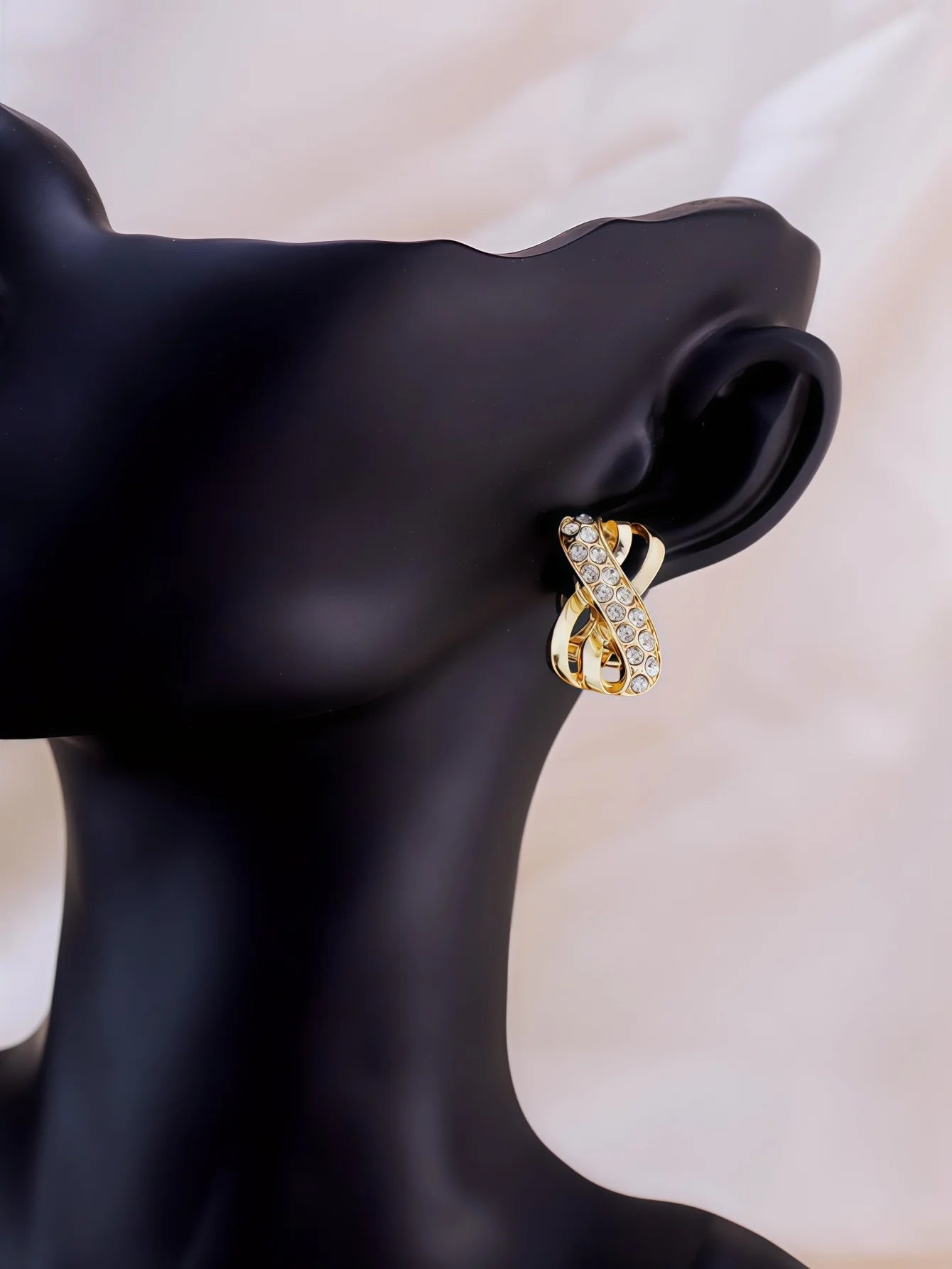 5 Piece Traditional Bridal Jewelry Set 18k Gold Plated Stylish Bow Infinity Design with Rhinestones to match your everyday outfi