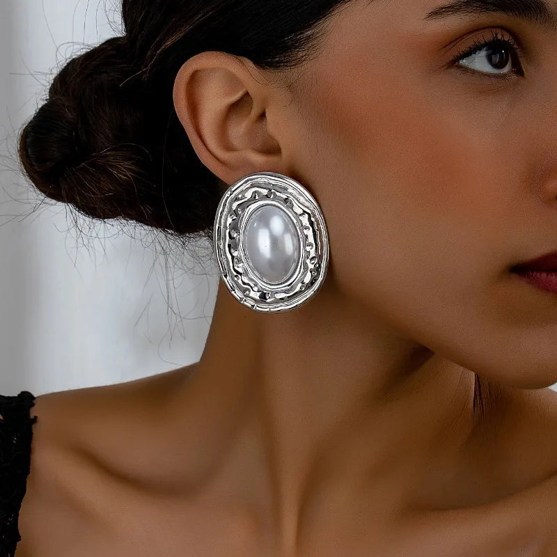 Stud Earrings For Women Round Metal Geometric Ear Accessories Holiday Party Gift Fashion Jewelry CE214