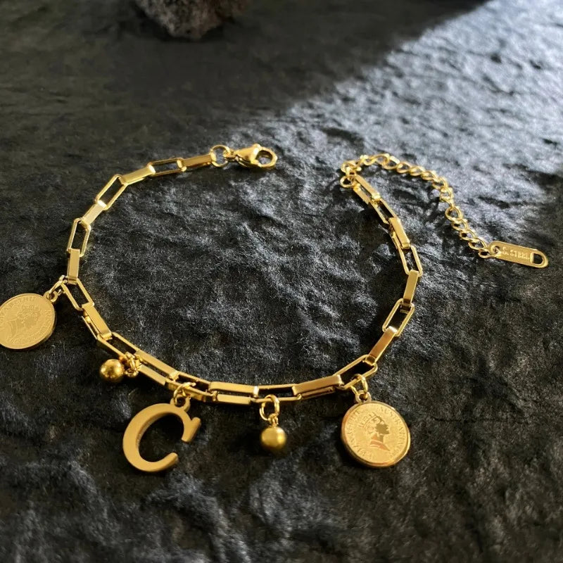 Queen Coin Letter 18K Gold-plated Stainless Steel Bracelet for Women Small Bell Pendant Adjustable Bracelet Classic Jewelry