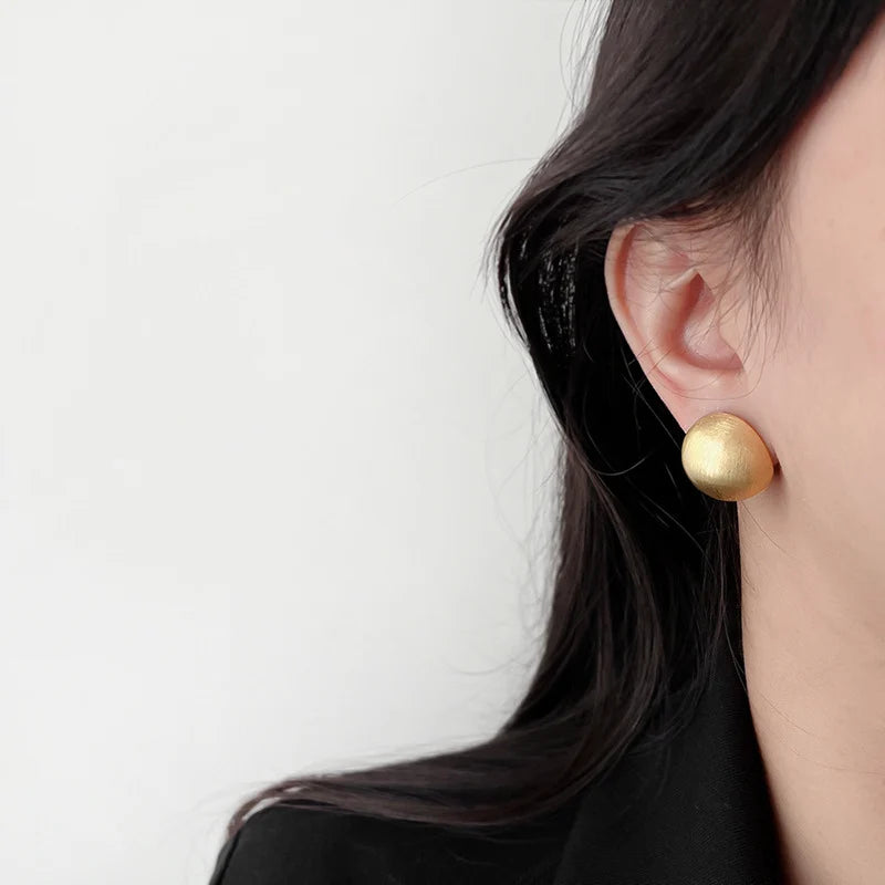 Luxurious Simple Design Brushed Frosted Metal Semicircle Earrings 2023 New Jewelry for Women Christmas Party Fashion Accessories