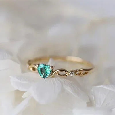 2025 New Luxury High End Party Women's Ring Bright Green Oval Crystal Noble  Retro Style Accessories Gorgeous Gift