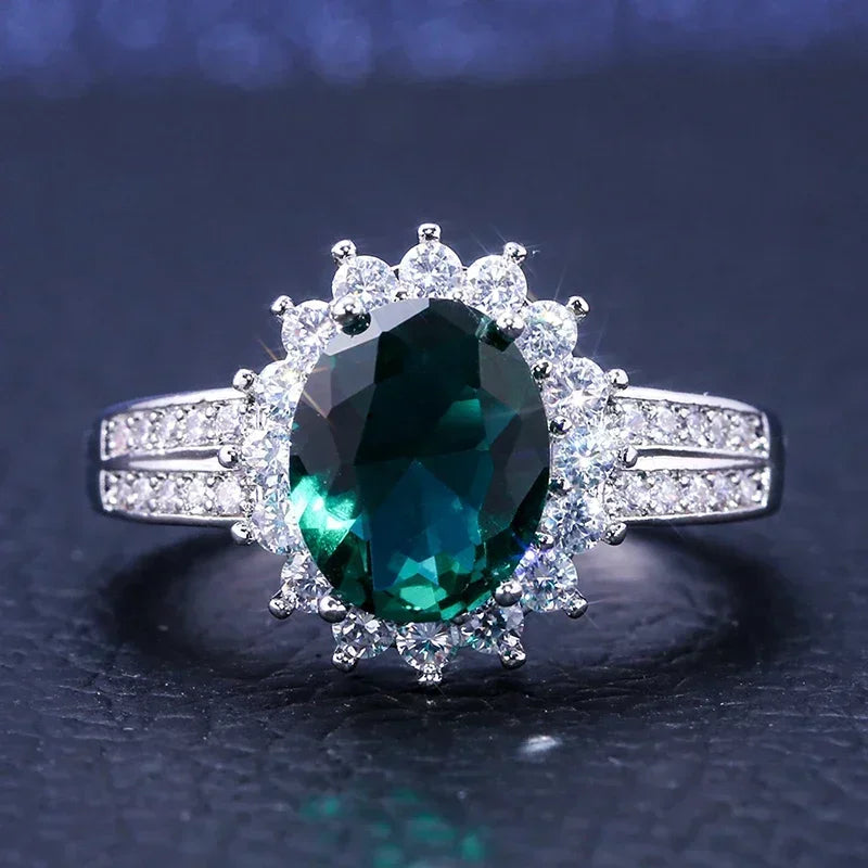 2025 New Luxury High End Party Women's Ring Bright Green Oval Crystal Noble  Retro Style Accessories Gorgeous Gift