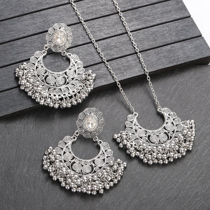 Luxury Retro Indian Jewelry Set Earring/Necklace Bijoux Wedding Jewelry Hangers Ethnic Carved Jhumka Earrings