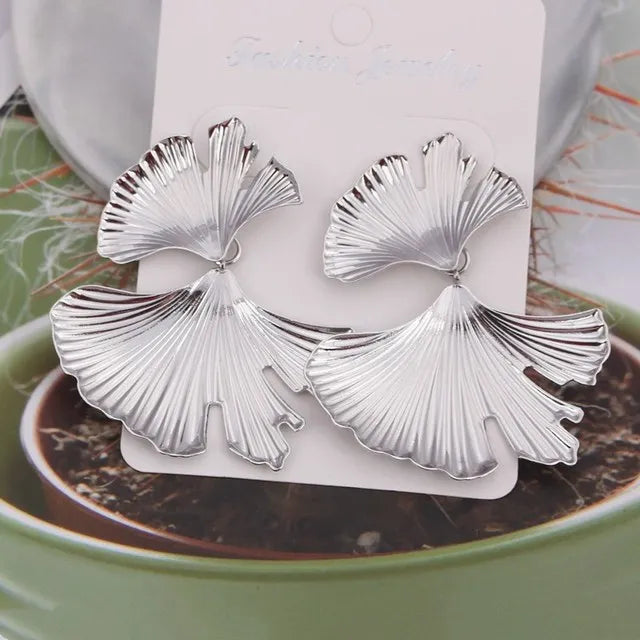 Fashion Geometric Gold Color Ginkgo Biloba Leaf Shape Drop Earring Creative Personality Earring Jewelry