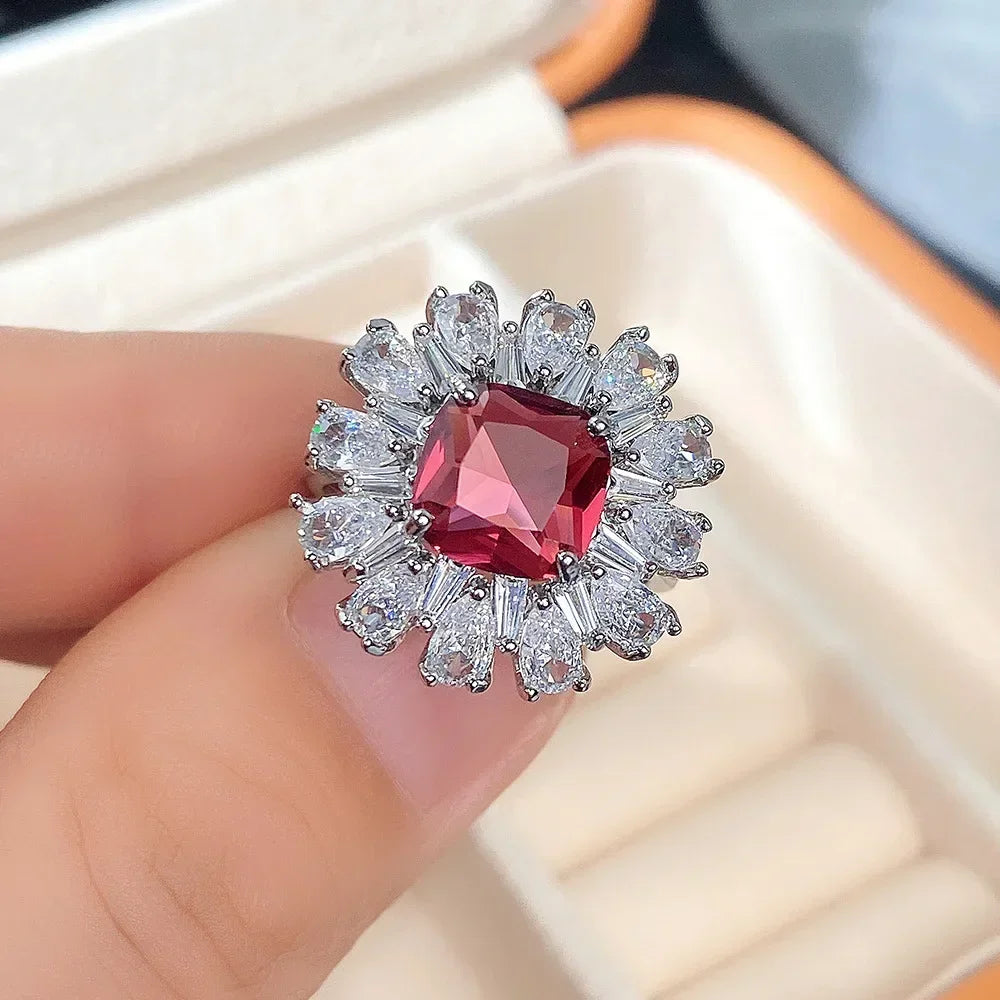 2025 European and American Red Cubic Zirconia Ring, Oval Geometric Fashion Temperament Elegant and Dazzling Jewelry Accessories