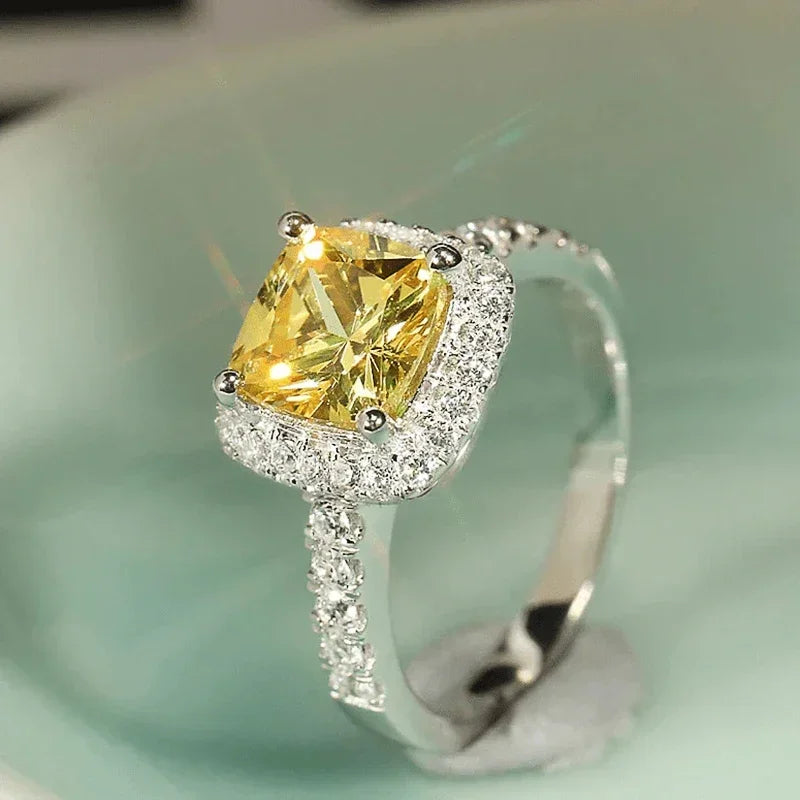 New Elegant Yellow Cubic Zirconia Women Rings Luxury Wedding Anniversary Party Lady's  Accessories Bright Fashion Jewelry