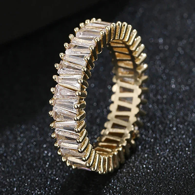 Luxury Female White Crystal Stone  Ring Irregular Zirconia Wedding Rings for Women Trendy Geometric Zircon Engagement Ring