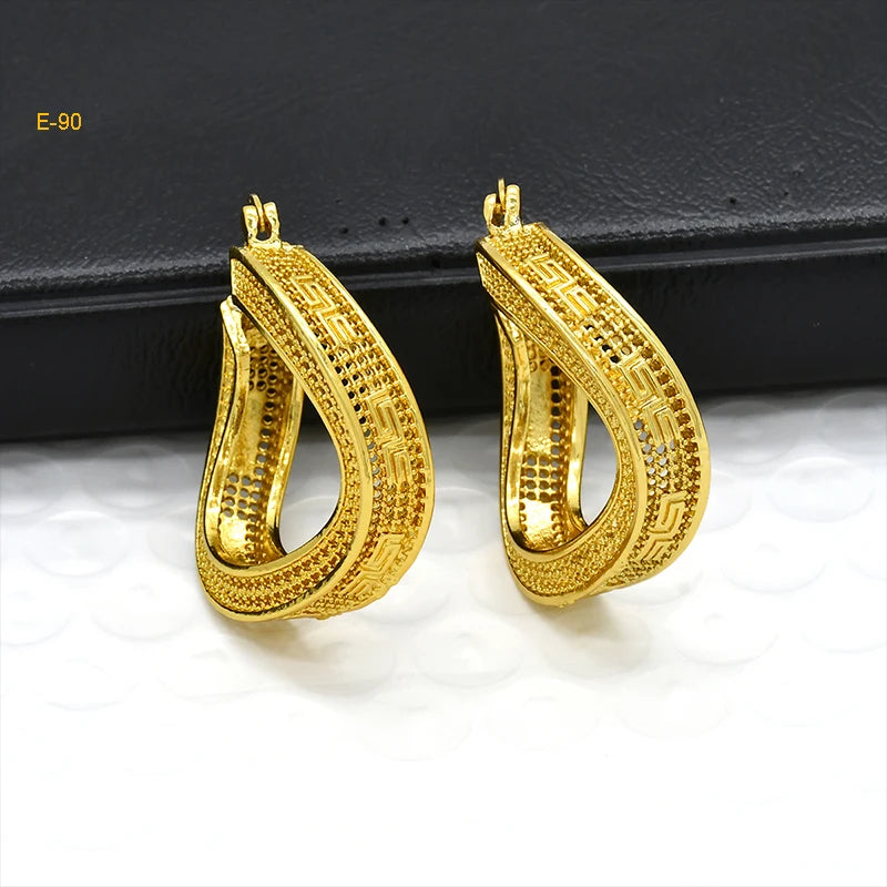 Dubai Simple Fashion Gold Plated Hollow Pierced Earrings Piercings Cartilage Ear Ring for Women Bride Ornament Gift Fine Jewelry