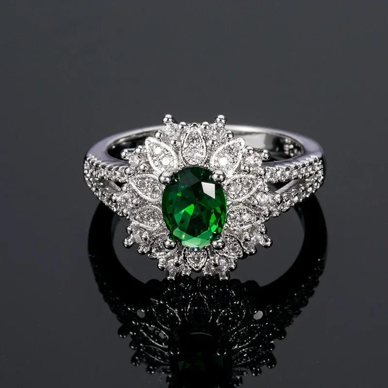 2025 New Luxury High End Party Women's Ring Bright Green Oval Crystal Noble  Retro Style Accessories Gorgeous Gift
