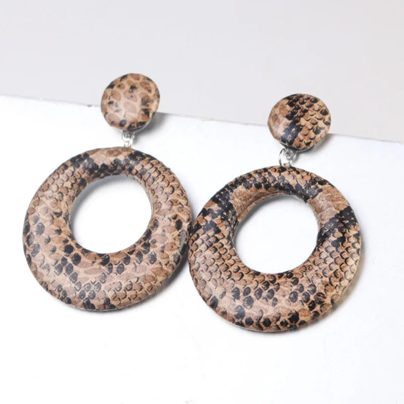 New Brown Color Women Hanging Earrings Beer Bottle Pendants Drop Earrings Square Earrings Fashion Jewelry pendientes mujer