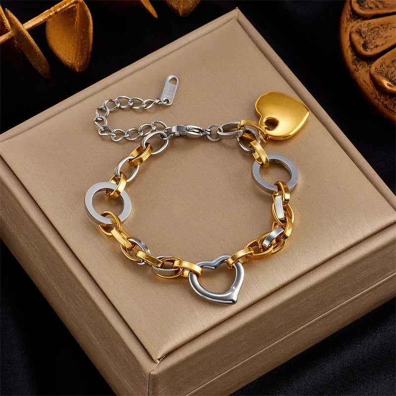Stainless Steel Heart Charm Bracelet for Women Hip Hop Street Trend Girls Wrist Bracelets Jewelry Fashion Heart Wedding Gifts