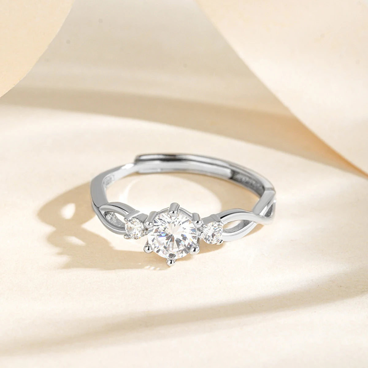 European American Fashion New Vintage Hollow Out Zircon Rings Hip Hop Party Opening Adjustable Ring for Women Gift