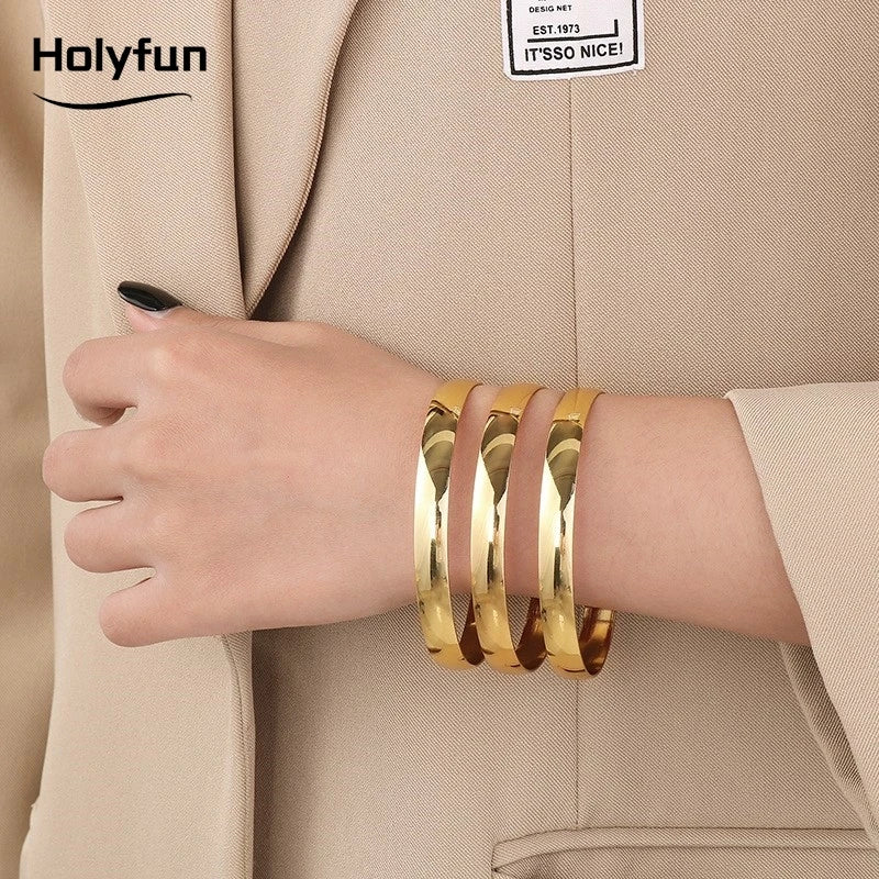 Holyfun 60mm Waterproof 316L Stainless Steel Round Smooth Bracelet Bangle Women Minimalist 18k Gold Color Texture Charm Jewelry