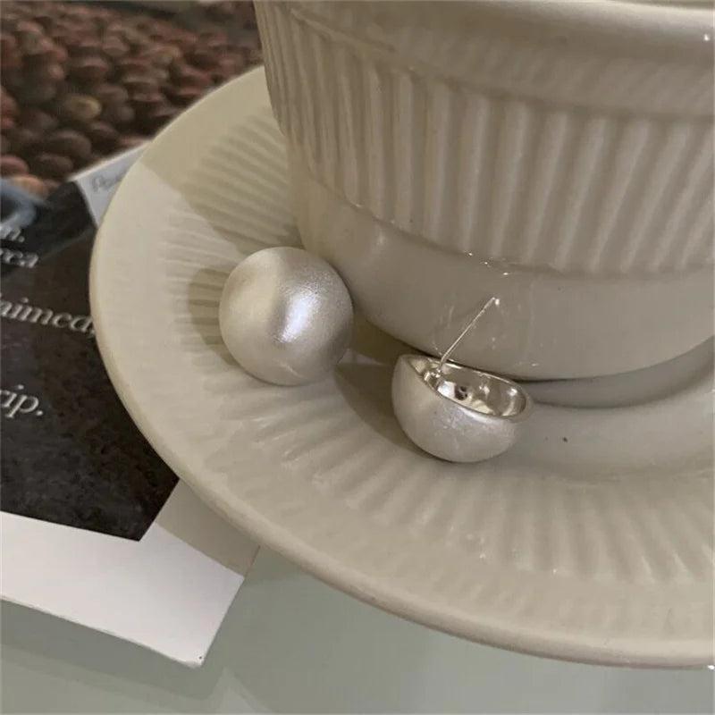 Luxurious Simple Design Brushed Frosted Metal Semicircle Earrings 2023 New Jewelry for Women Christmas Party Fashion Accessories