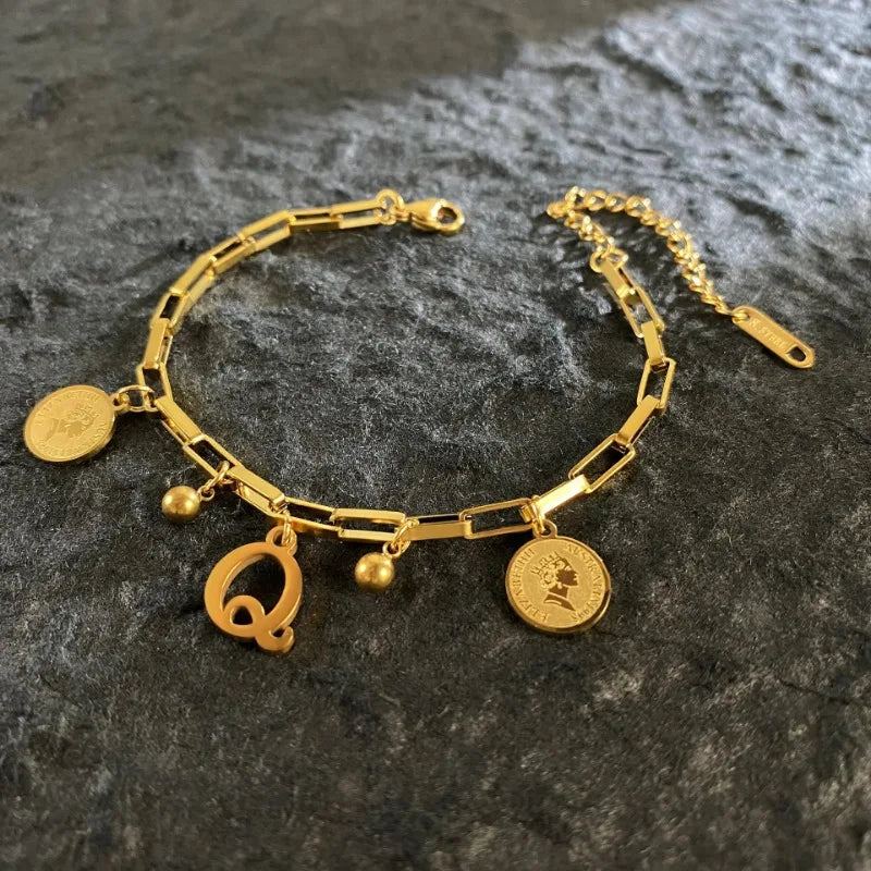 Queen Coin Letter 18K Gold-plated Stainless Steel Bracelet for Women Small Bell Pendant Adjustable Bracelet Classic Jewelry
