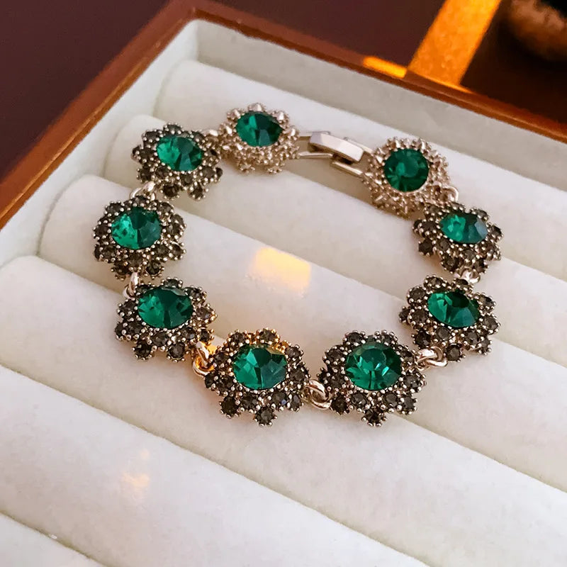 1/4 Pcs French Retro Rhinestones Choker Necklaces for Women Luxury Green Flower Ear Studs Elegant Snape Bracelet Jewelry Sets M