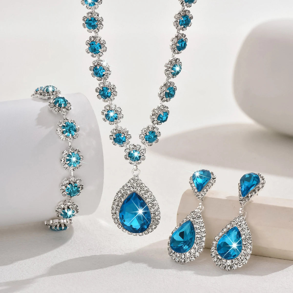 Minimalist Water drops Jewelry Set for Women Crystal Necklace Bracelet Earrings Set Gift Banquet Wedding Anniversary Accessories