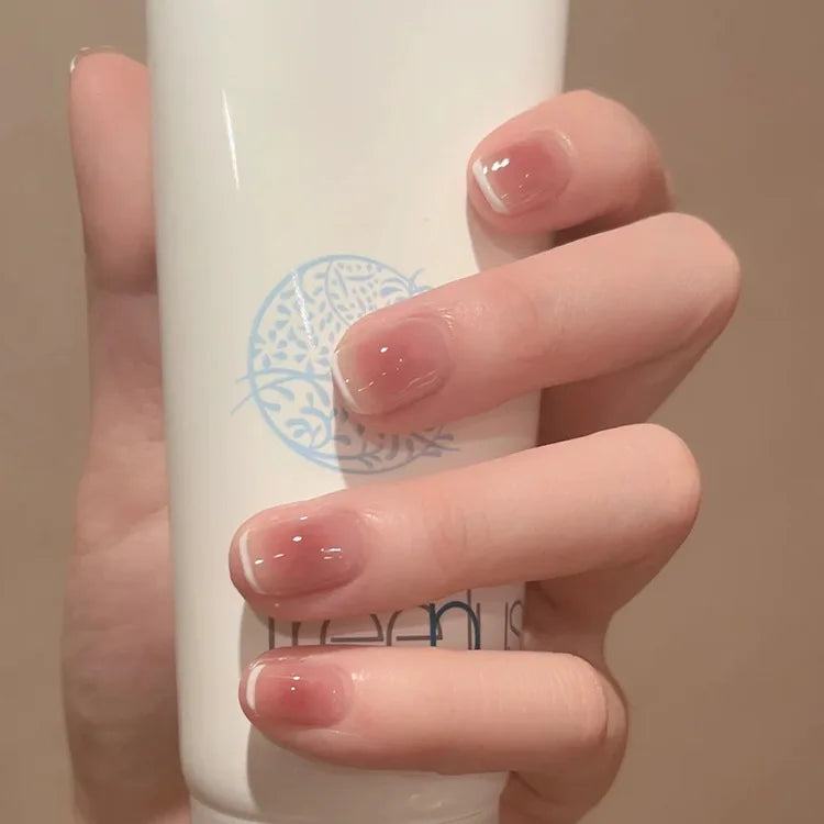 24Pcs Glitter Diamond Press On Nails Sweet Cute Girl Acrylic Nails Full Cover Short Square Fake Nails Wearable Manicure Nail Tip