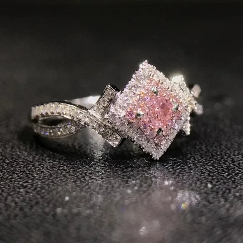 Luxury Fashion Pink Zirconia Engagement/wedding Rings for Women Trendy Sweet and Romantic Anniversary Jewelry Accessories