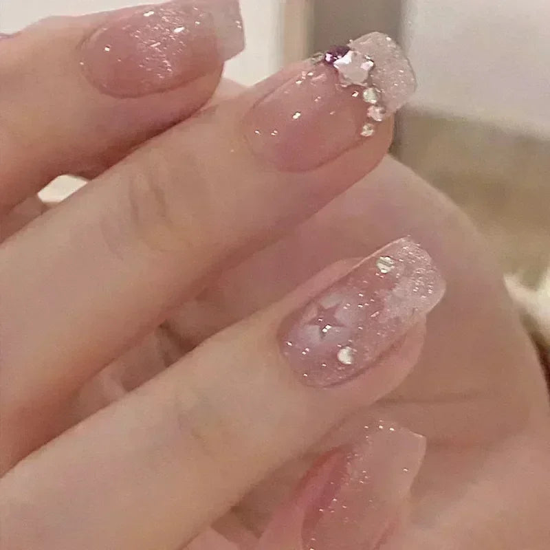 24Pcs Glitter Diamond Press On Nails Sweet Cute Girl Acrylic Nails Full Cover Short Square Fake Nails Wearable Manicure Nail Tip