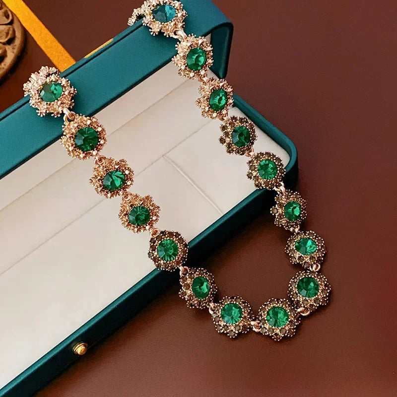 1/4 Pcs French Retro Rhinestones Choker Necklaces for Women Luxury Green Flower Ear Studs Elegant Snape Bracelet Jewelry Sets M