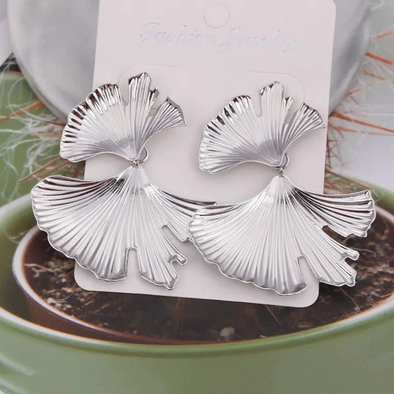 Fashion Geometric Gold Color Ginkgo Biloba Leaf Shape Drop Earring Creative Personality Earring Jewelry