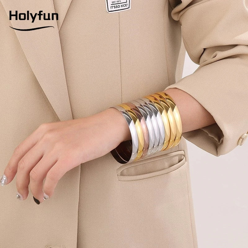 Holyfun 60mm Waterproof 316L Stainless Steel Round Smooth Bracelet Bangle Women Minimalist 18k Gold Color Texture Charm Jewelry