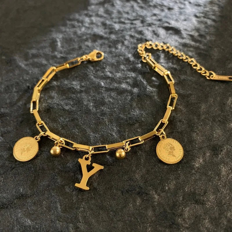 Queen Coin Letter 18K Gold-plated Stainless Steel Bracelet for Women Small Bell Pendant Adjustable Bracelet Classic Jewelry