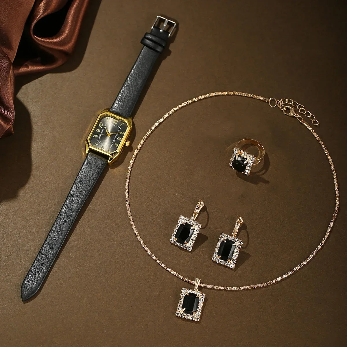 Luxury Fashion Square Women's Watches Brand Ladies Quartz Wristwatch Classic Simple Femme Blue Leather Band