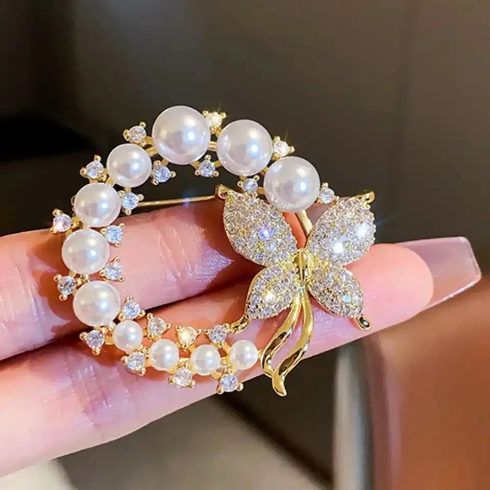 Sweet Flower Shape Lapel Pin Inlaid Shiny Rhinestones Brooches All-match Versatile Corsage Accessories