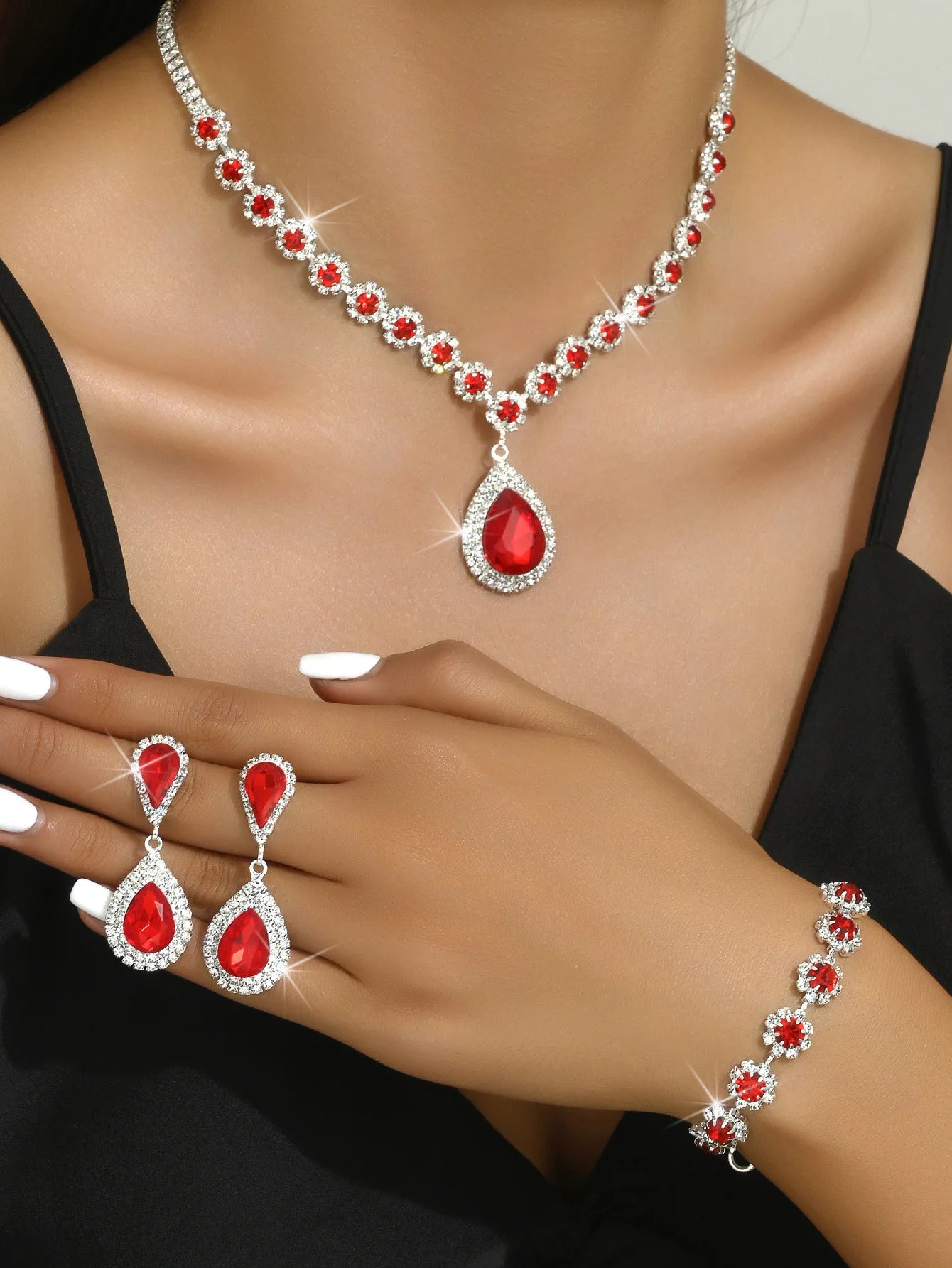 Minimalist Water drops Jewelry Set for Women Crystal Necklace Bracelet Earrings Set Gift Banquet Wedding Anniversary Accessories