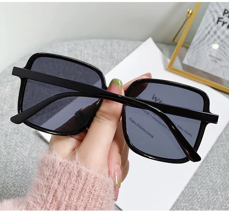 New Oversized Rectangle Sunglasses Women's Fashion Square Sun Glasses Men's Classic Vintage Eyewear UV400 Oculos De Sol