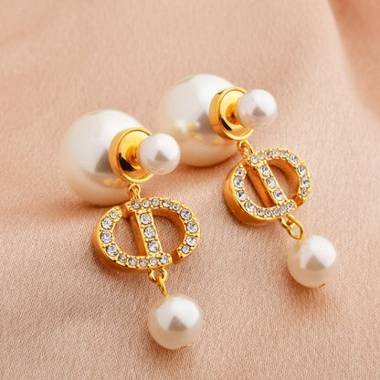Elegant And Sweet Pearl Earrings Are Suitable For Women To Wear Fashionable Jewelry For Daily Travel, Parties And Banquets