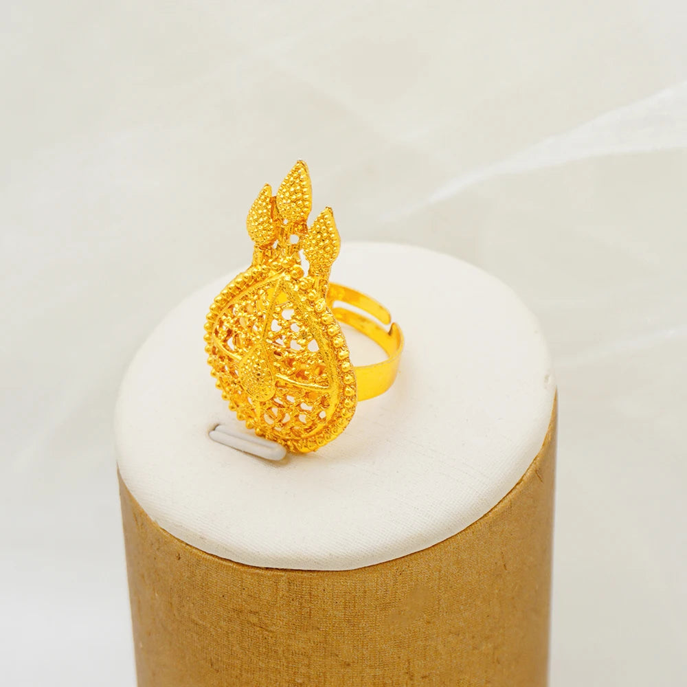 Dubai 24K Golden Plated Jewelry Set African Women's Banquet Wedding Necklace Set