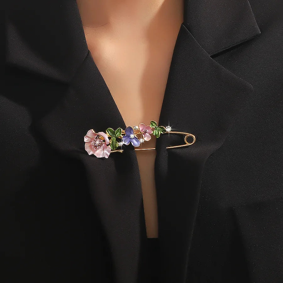 Sweet Flower Shape Lapel Pin Inlaid Shiny Rhinestones Brooches All-match Versatile Corsage Accessories