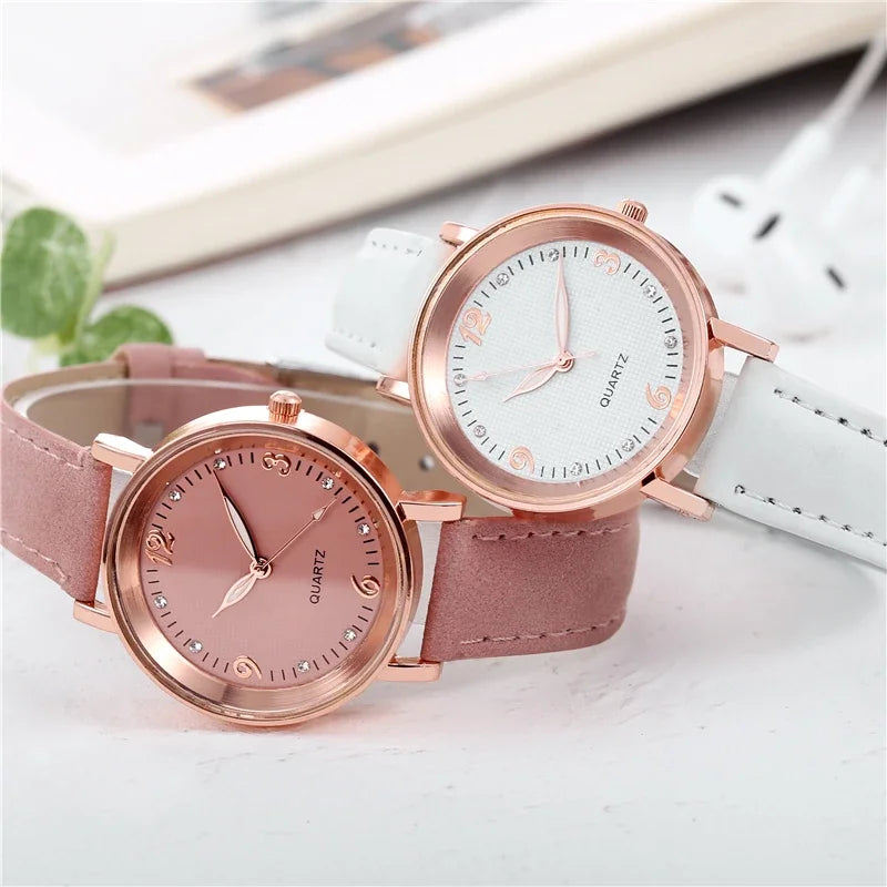 Light Luxury Luminous Quartz Wristwatches for Women Elegant Leather Band Analog Quartz Watches Casual Versatile Watches 스켈레톤 시계