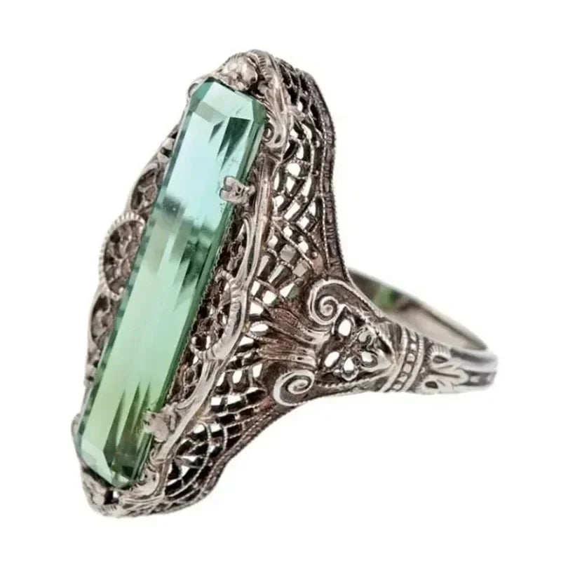 2025 New Luxury High End Party Women's Ring Bright Green Oval Crystal Noble  Retro Style Accessories Gorgeous Gift