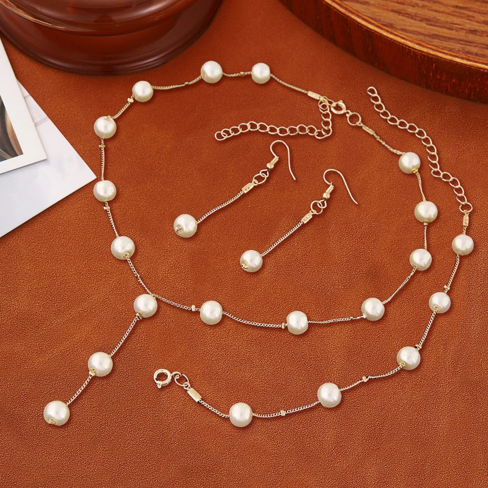 4pcs Rhinestone Jewelry Set Including Necklace, Earrings, Ring, Vintage Elegant Necklace Adorned With Faux Pearls In Petals Spri