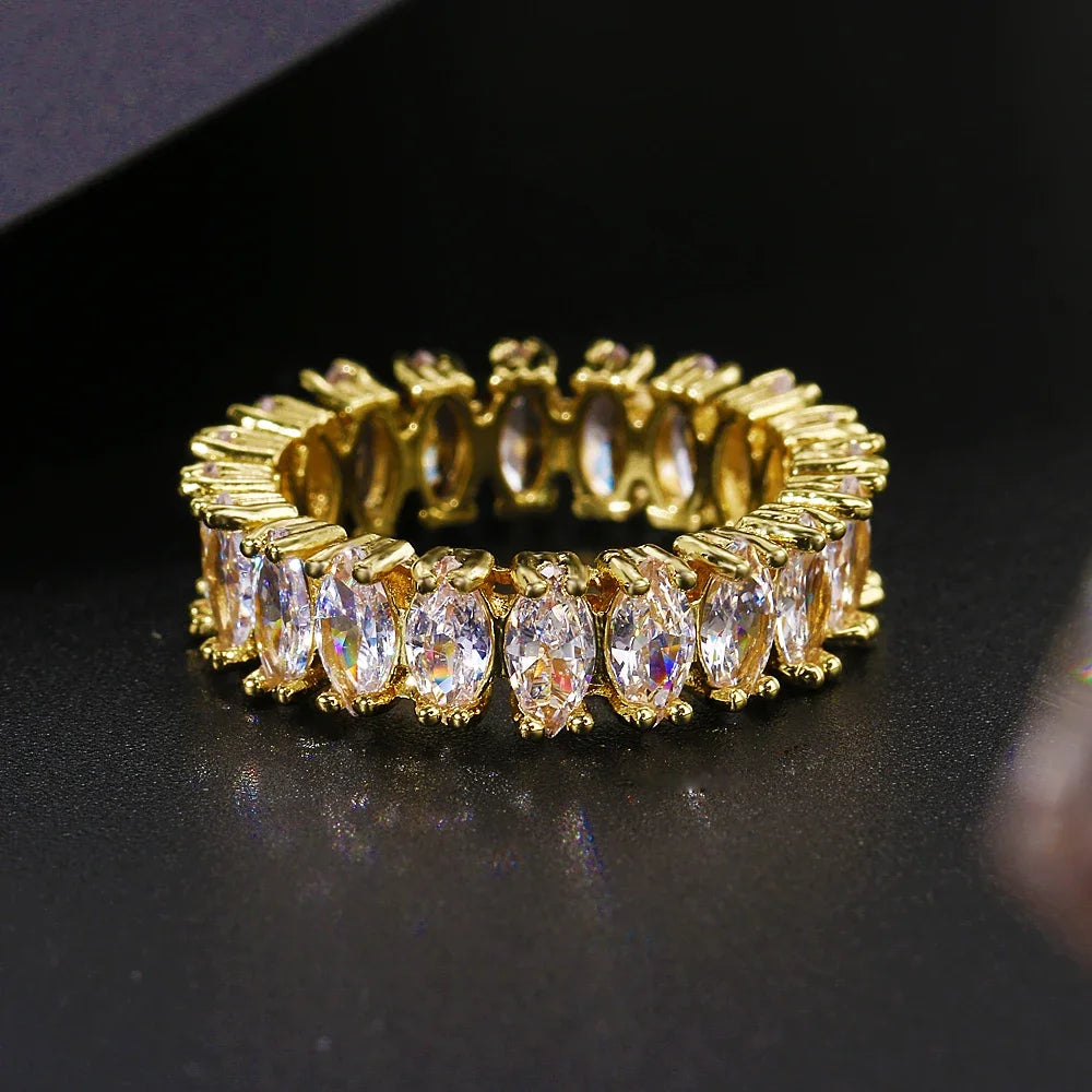 Luxury Female White Crystal Stone  Ring Irregular Zirconia Wedding Rings for Women Trendy Geometric Zircon Engagement Ring