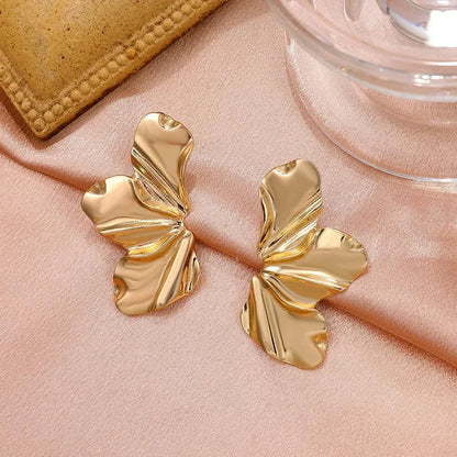 Minimalism Personality Metal Drop Earrings for Women Leaf Round Water Droplet Butterfly Twist Metal Earrings Geometry Jewelry