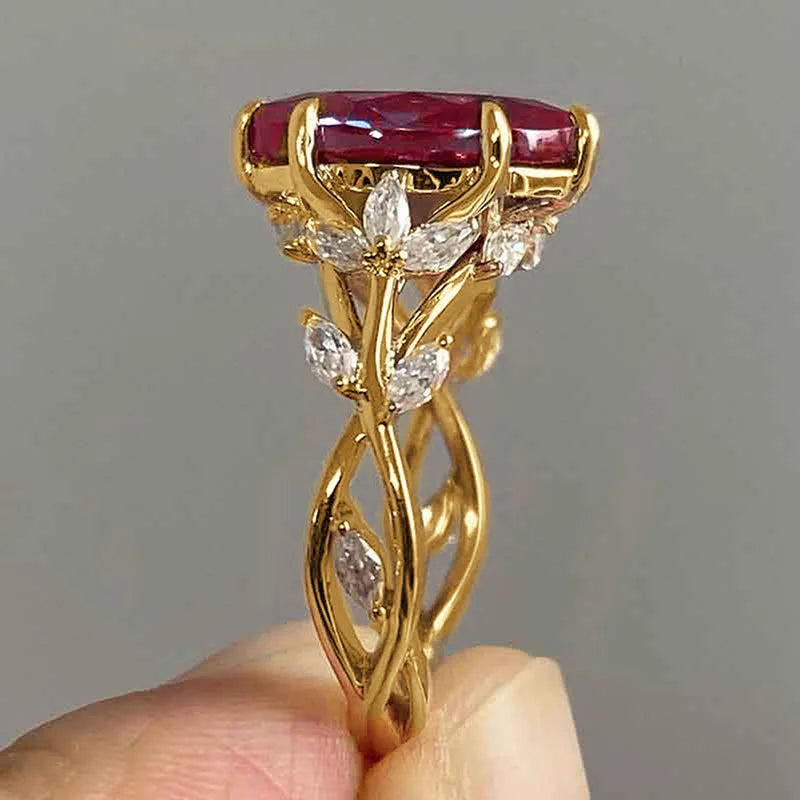 2025 New Elegant Red Corundum Ring with Extra Large Zircon Fashion Party Jewelry Flower Dove Egg Shining First