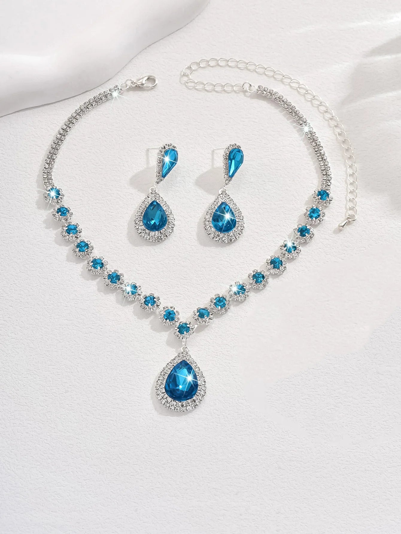 Minimalist Water drops Jewelry Set for Women Crystal Necklace Bracelet Earrings Set Gift Banquet Wedding Anniversary Accessories